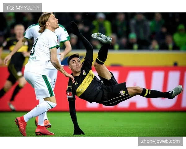 斯图加特2-1绝杀门兴格拉德巴赫，吉拉西点射制胜